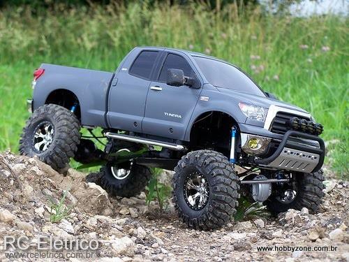 Pickup Tamiya Toyota Tundra High Lift (22)