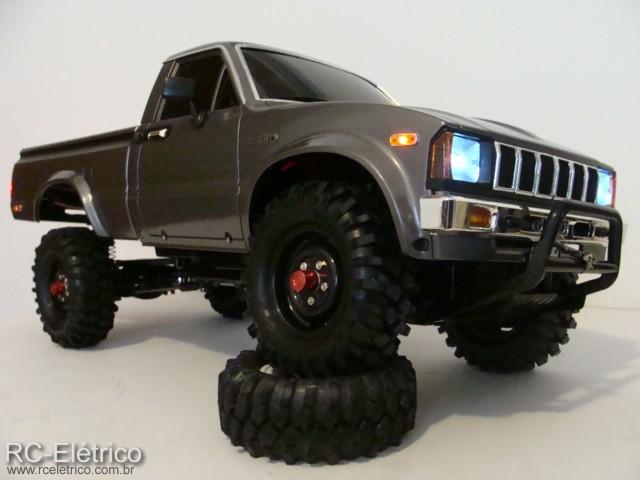 Toyota Hilux montada no chassis CC-01....